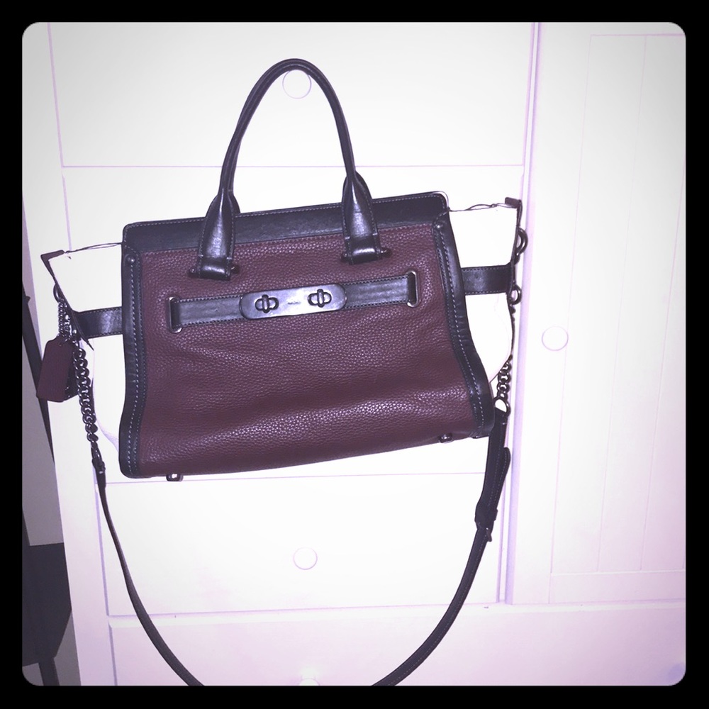 Large Authentic Coach in perfect condition!